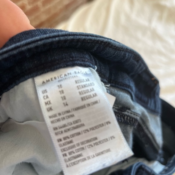 American Eagle Skinny Jeans - Picture 2 of 3